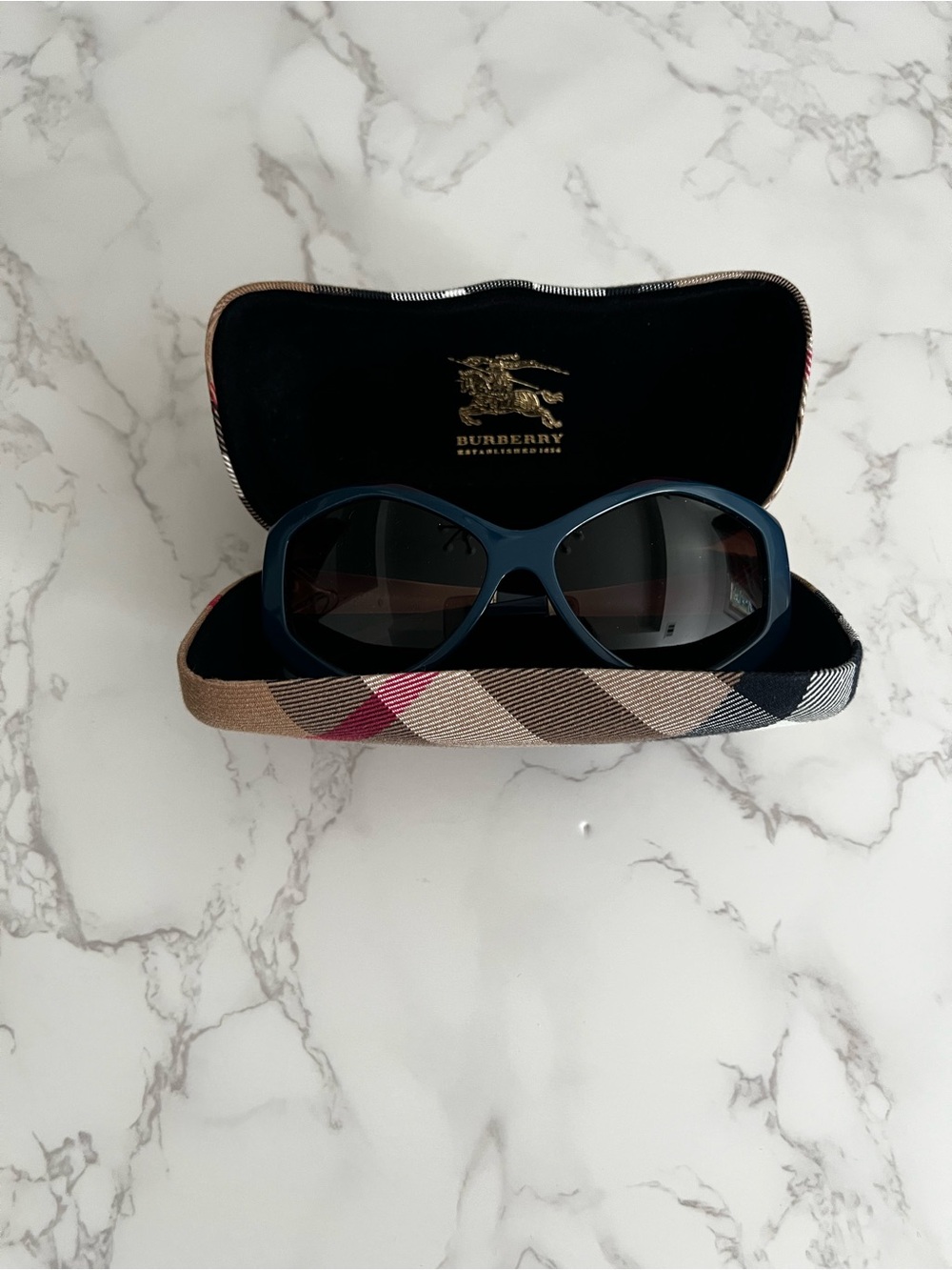 Burberry Blue Frame Women's Sunglasses with Signature Check Case